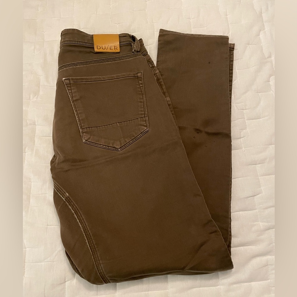 DUER No Sweat Taper - Army Green Size 32